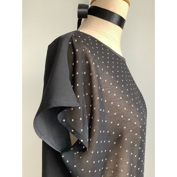 Closing sale❣️Black and White Dot Blouse - Picture 5 of 5